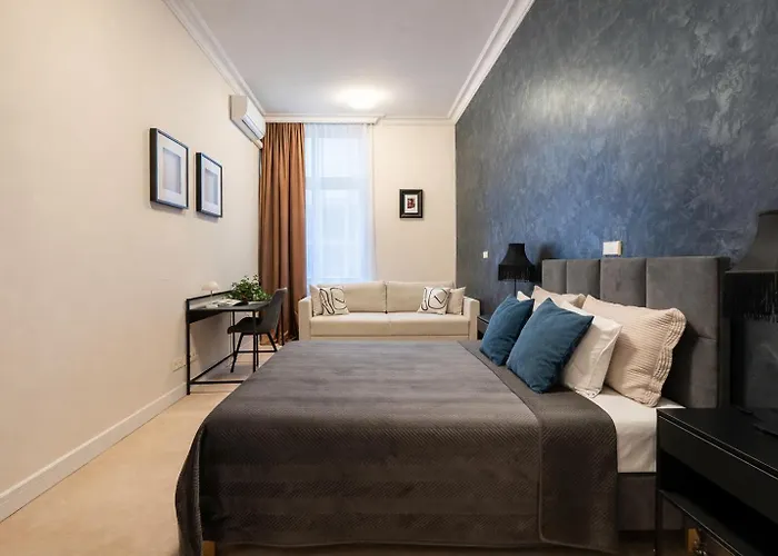 Majestic -150m2 With Iconic Market Square View As R506 Lägenhet *