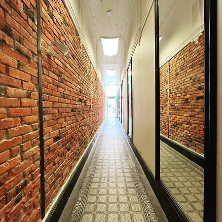 아파트 Majestic -150m2 With Iconic Market Square View As R506 브로츠와프