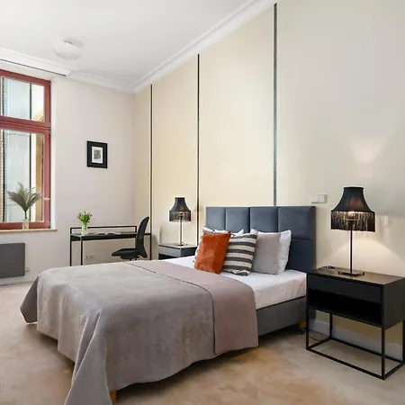 Apartamento Majestic -150m2 With Iconic Market Square View As R506 Breslavia