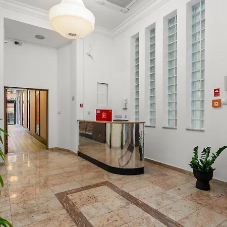 Iconic Market Square View - Grand 150m2 - As R506